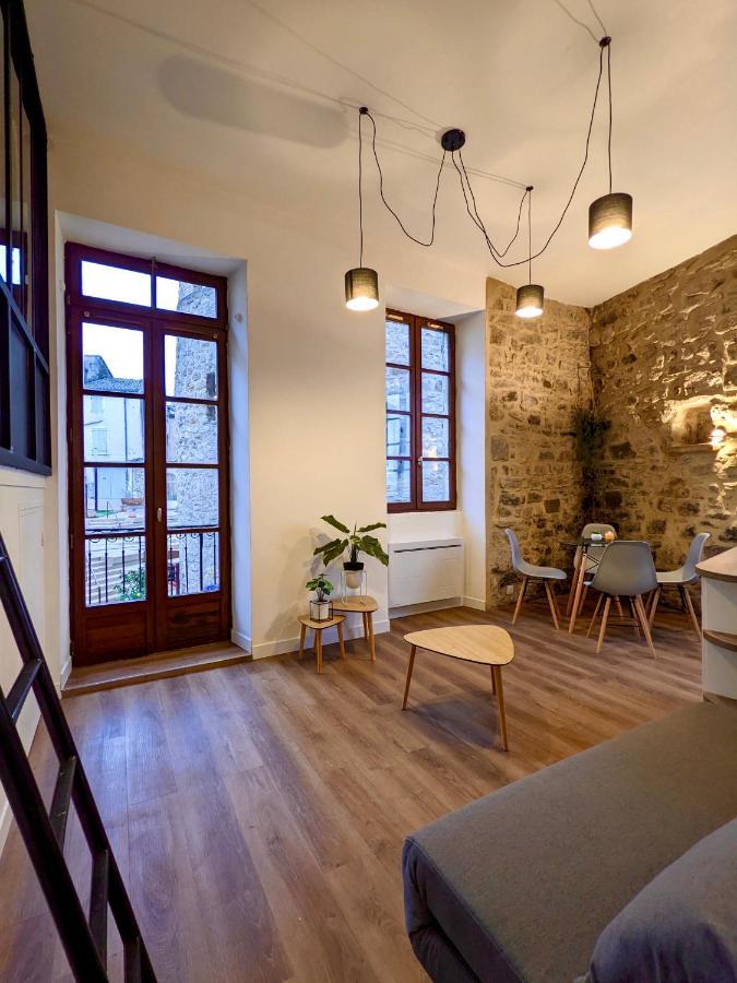 Joli Appartement De Charme Renove En Centre Ville Aubenas Bagian luar foto